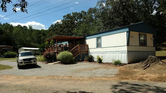 Bentleys Mobile Home and RV Park Picture 3