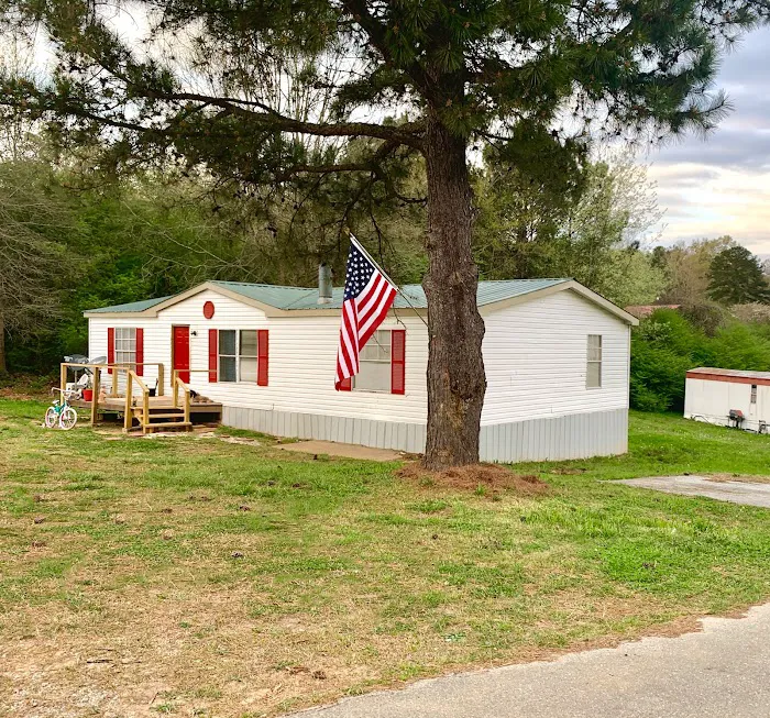 Golden Acres Mobile Home Park Picture 3