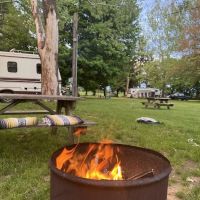 Drew's Campground ico