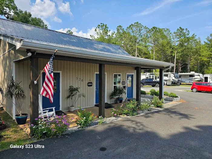 Perry's Landing RV Park Picture 3