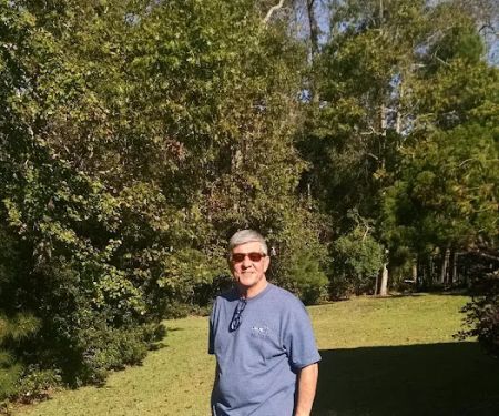 Hawks Nest Mobile Home Park
