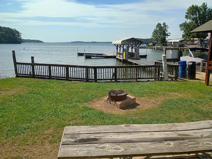 Moon Landing RV Park & Marina Picture 3
