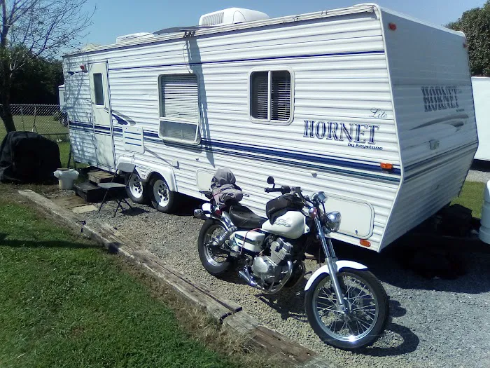 Beaverwood RV Park Picture 2