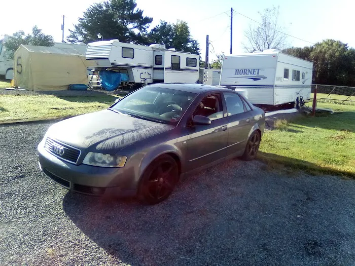 Beaverwood RV Park Picture 3