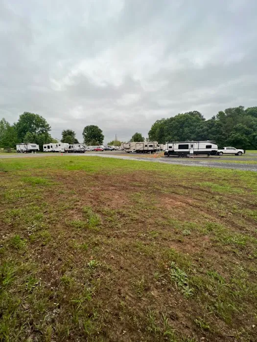 Tanner RV Park & Campground Picture 4