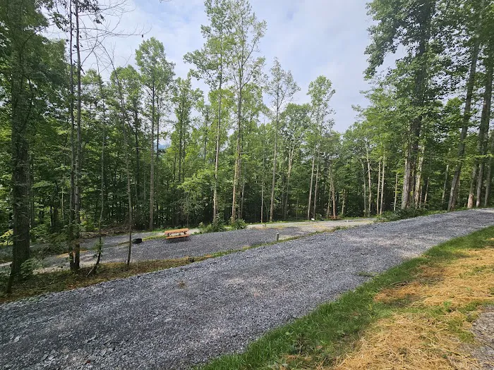Lincoln Trail Mobile Home Park Picture 1