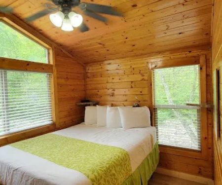 Pinetree Estates Manufactured Home Community