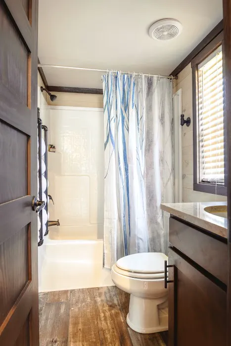 Ellis Cove Tiny Home & RV Adventures Picture 3