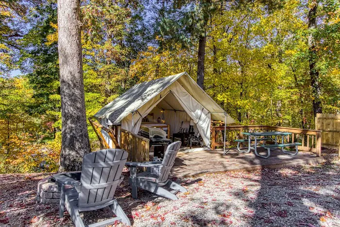 Bear Cove Village Picture 4