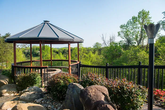 The Dell Motorcoach Resort Picture 10