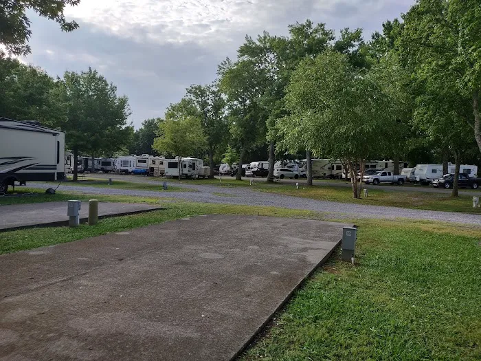 Riverbend Campground Picture 4