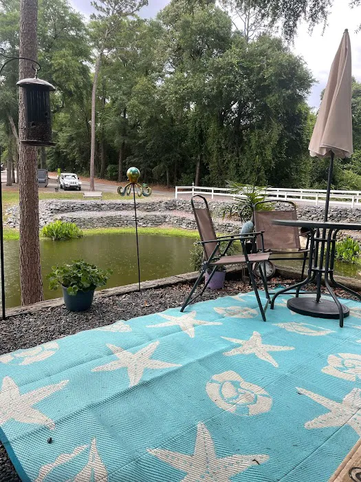 Fair Harbor RV Park & Campground Picture 2