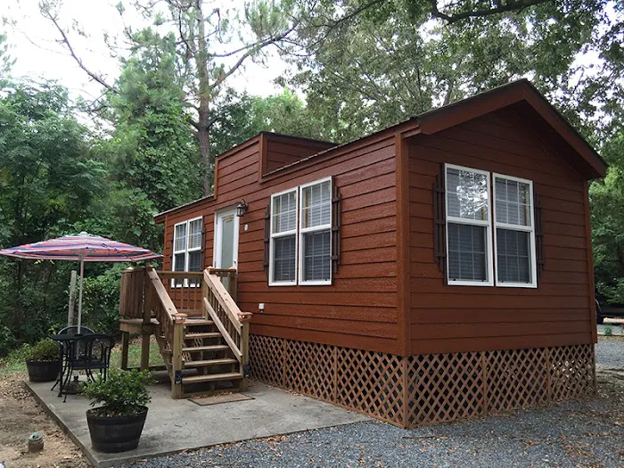 Twin Oaks RV Park Picture 9