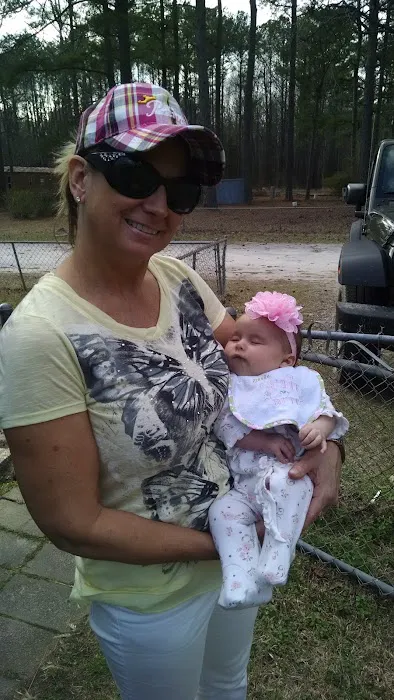 Cedar Creek Mobile Home Park Picture 9