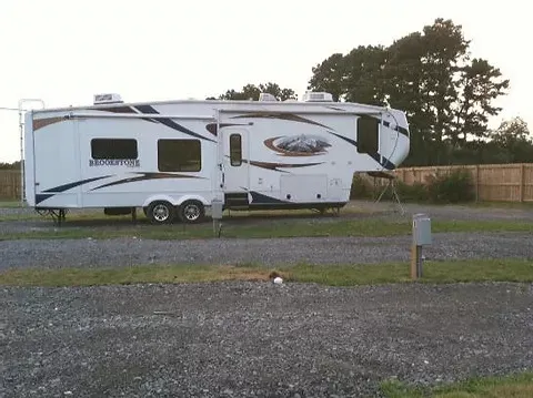 Kv's Rv Park Picture 2