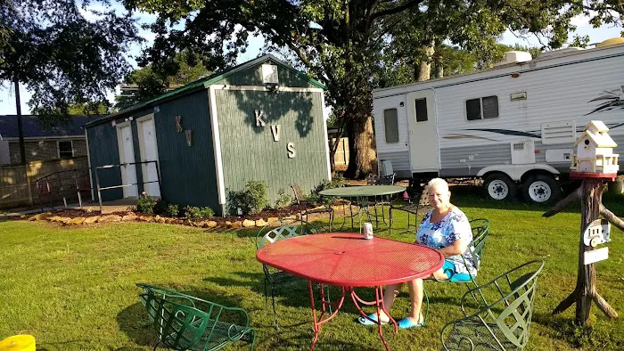 Kv's Rv Park Picture 10