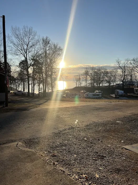 Wheeler Lake RV Lots And Waterview Condos Picture 2