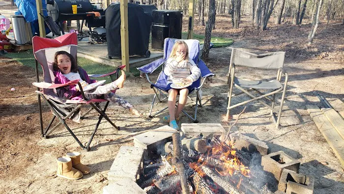 Fluffy's Family Campground Picture 2