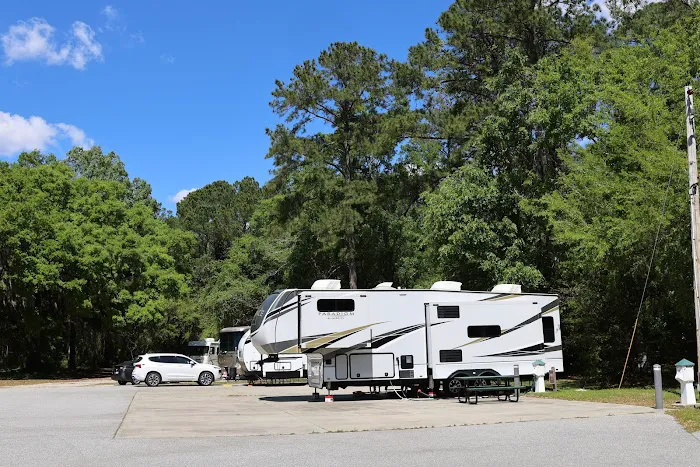 Charleston AFB Military RV Park (FamCamp) Picture 3