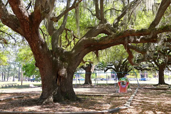 Charleston AFB Military RV Park (FamCamp) Picture 6