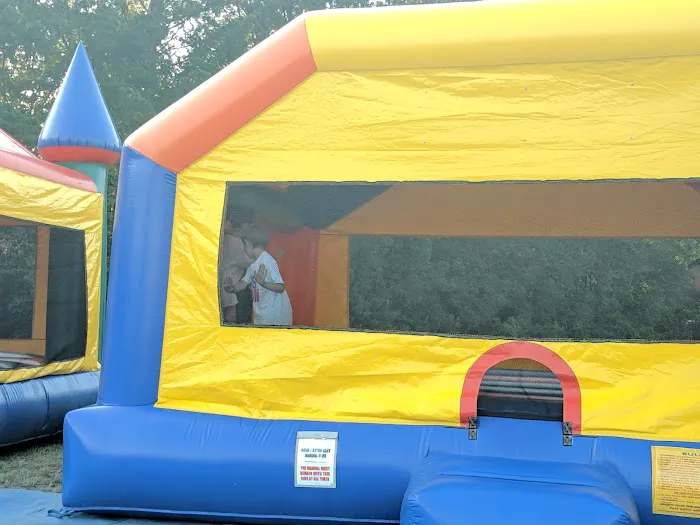 Charleston AFB Military RV Park (FamCamp) Picture 9