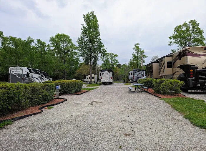 Oak Plantation Camp Ground Picture 2