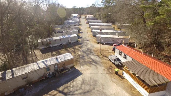 Brandy's Mobile Home Park Picture 1