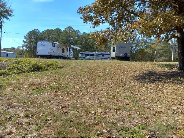 Burnt Springs RV Park Picture 7