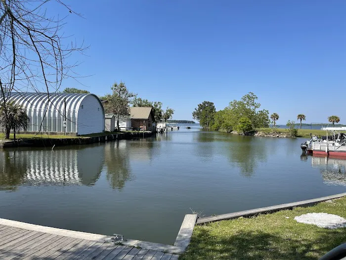 Rocks Pond campground & marina Picture 8
