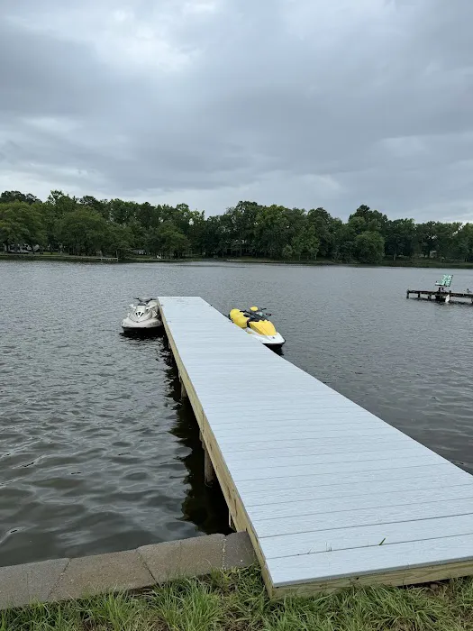 Sunset Cove RV Park and Boat Storage Picture 1