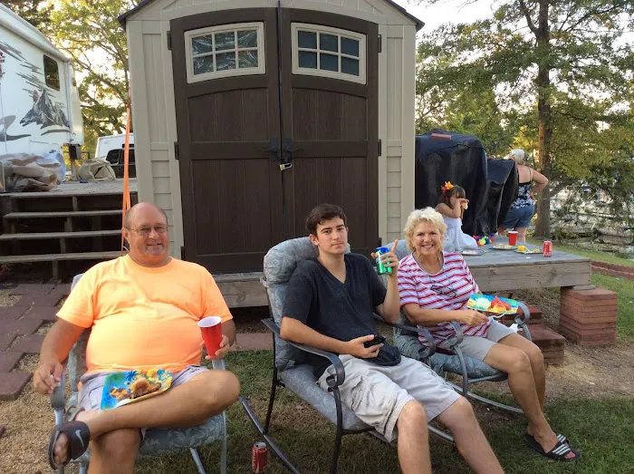 Paradise Island RV Park Picture 4