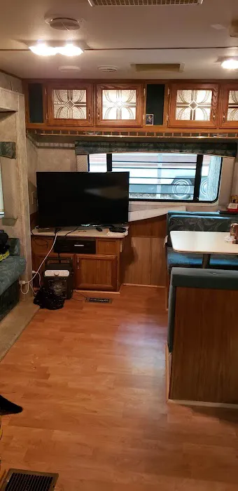 Lake Melissa Campground Picture 4