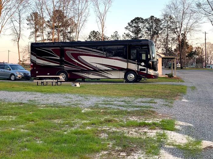 4 County RV Park and Campground Picture 5