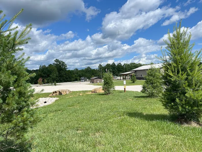 Patoka Pines RV Campground and Boat Storage Picture 3