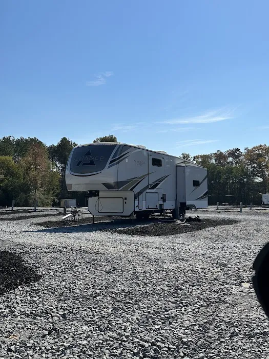 Fly South RV Campground Picture 1