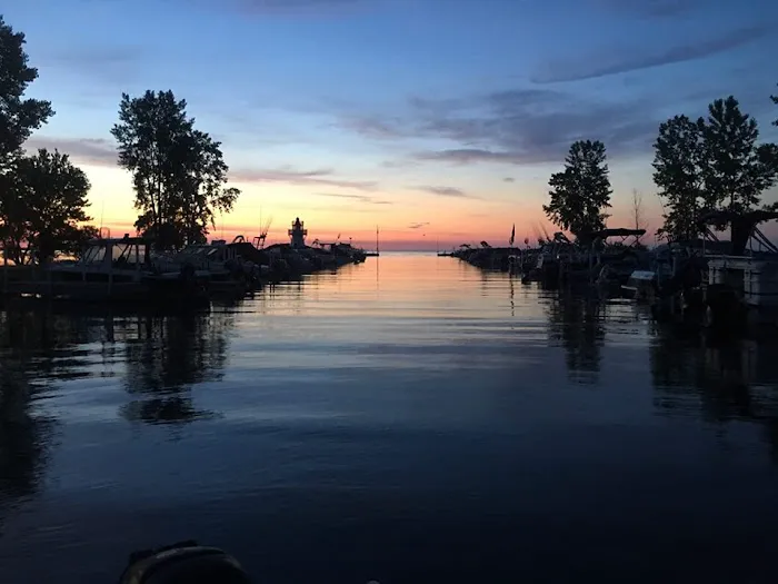 Point Au Gres Marina & Campground Picture 2