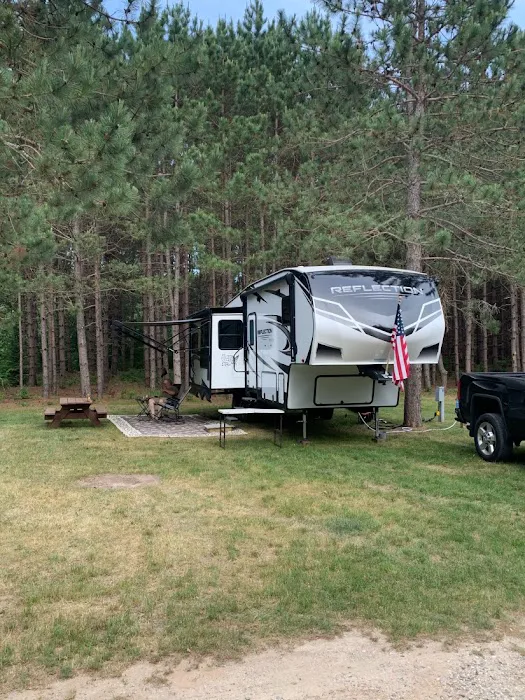 Loranger Pines RV Park Picture 8
