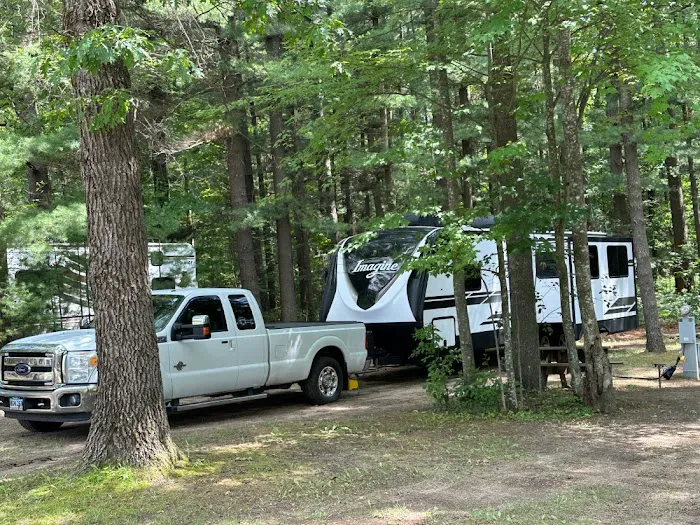 Loranger Pines RV Park Picture 9
