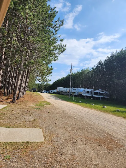 Loranger Pines RV Park Picture 10