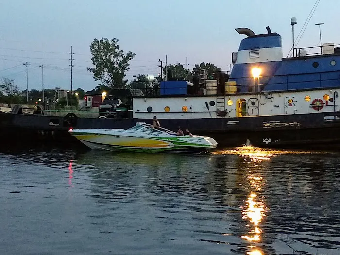 Fisherman's Landing Inc Picture 4