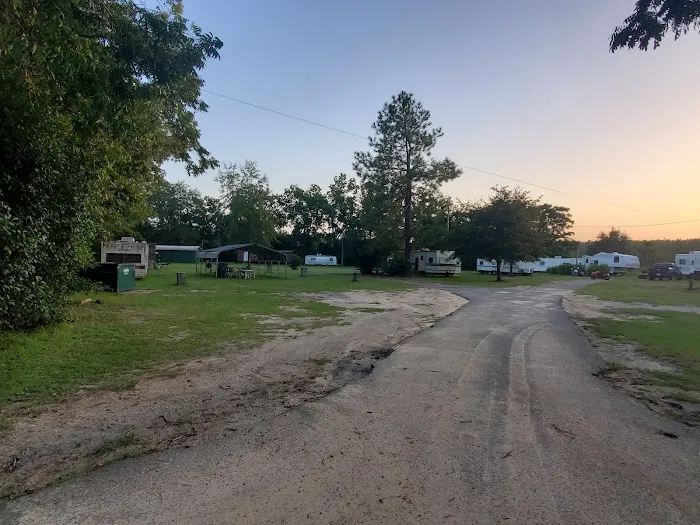Pecan Grove RV Park Picture 5