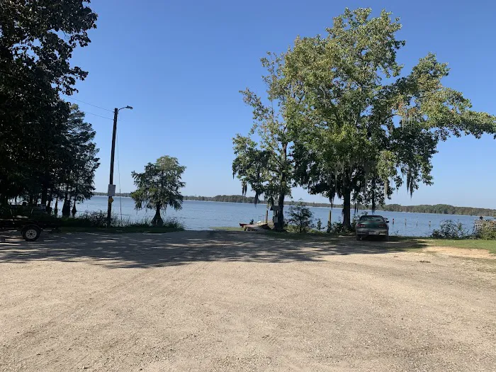 Elliott's Landing and Campground Picture 1