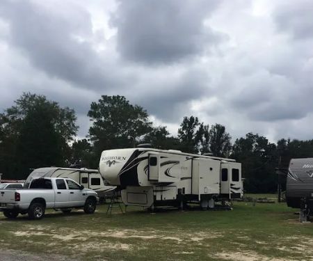 Crescent Mobile Home Park