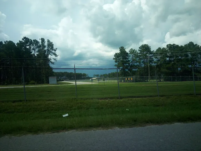 Crescent Mobile Home Park Picture 7