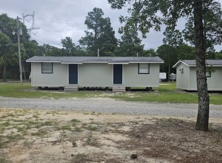 Kennedy's Apartment's & RV Park