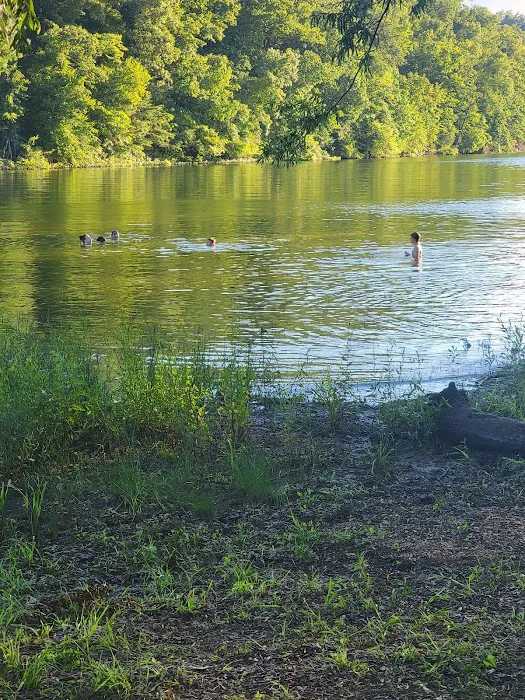 Hames RV Park Picture 4