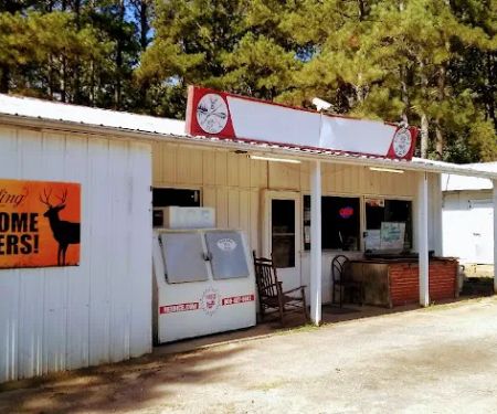 Kenn's Store & Campground Mandy's Cafe