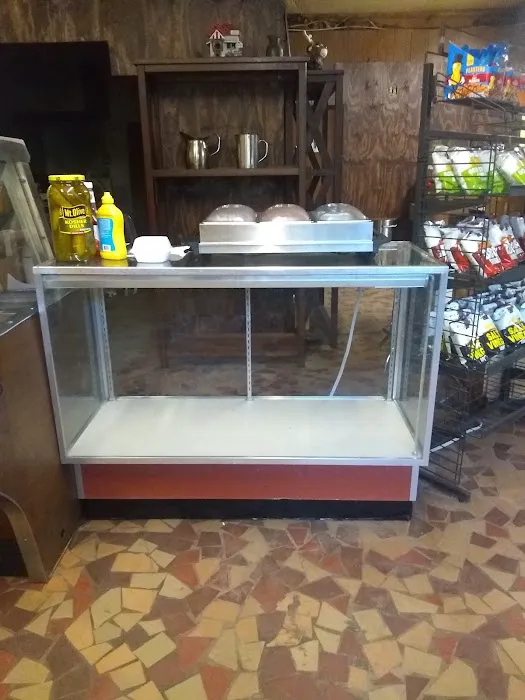 Kenn's Store & Campground Mandy's Cafe Picture 10