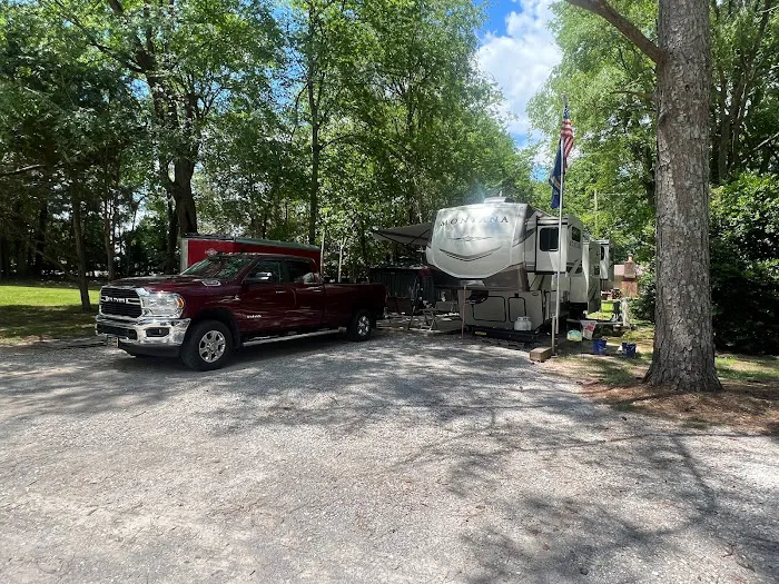 Tuscumbia RV Park Picture 4