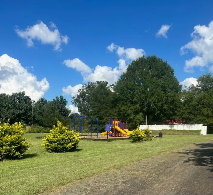 Payne Creek Village Mobile Home Picture 9